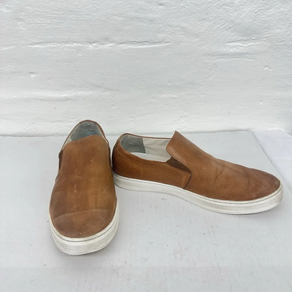 Sorel Men 10.5Caribou Mod Waterproof Leather Slip-On Casual City Preppy Sneakers - Picture 2 of 6